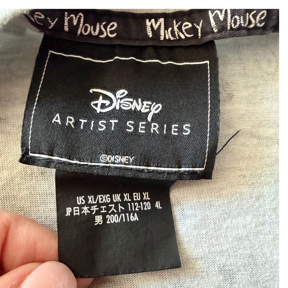 Disney Artist Series Mickey Mouse All Over Print T-Shirt Gray Mens XL - Picture 3 of 6
